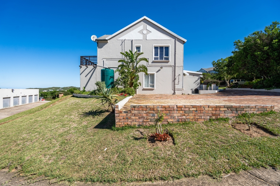 3 Bedroom Property for Sale in Seafield Eastern Cape